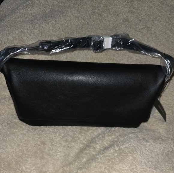 BCBG Max Azria Foldover Shoylder Bag. Black Faux Leather. NWT - Picture 2 of 12